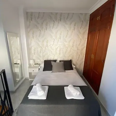 Duplex Con Terraza Privada Siviglia